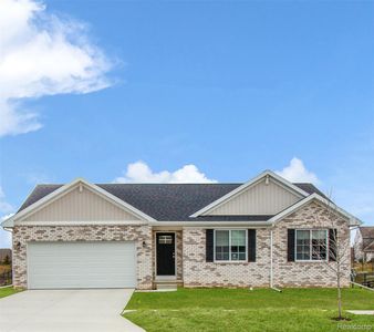 2824 Somerset St, Lapeer, MI, 48446