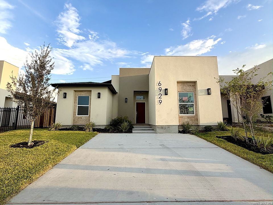 1st image of 6929 Molinos Dr.