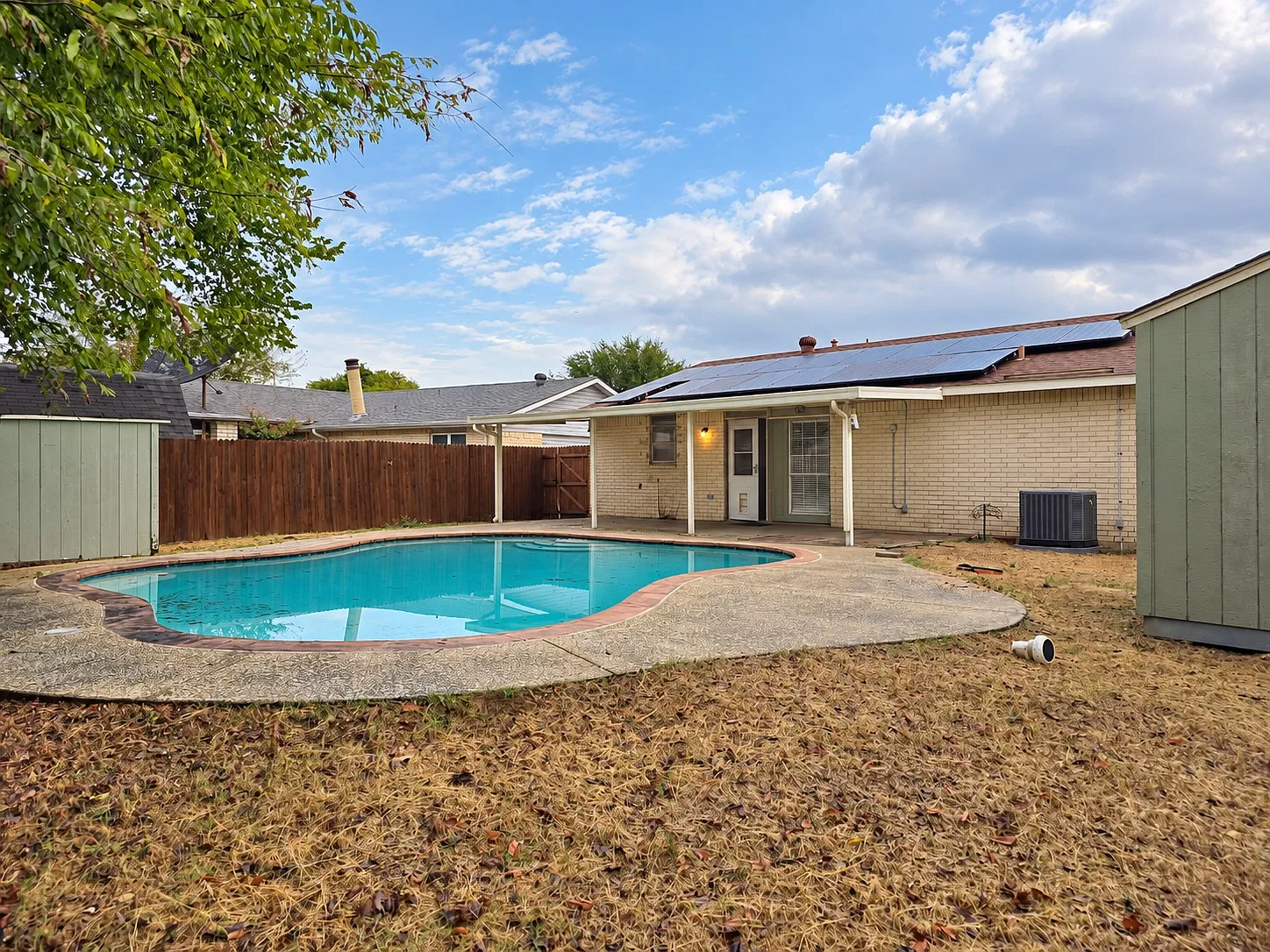 4 bed, 1713 sqft, $3,150 — Photo 1