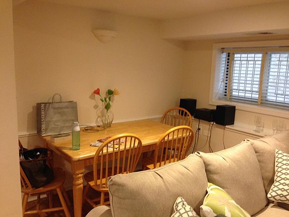 2nd image of 2111 N Dayton St APT 1