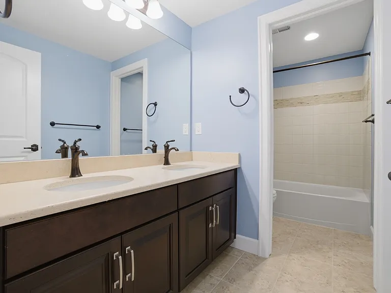 79 Sheldon Ave — Photo 23