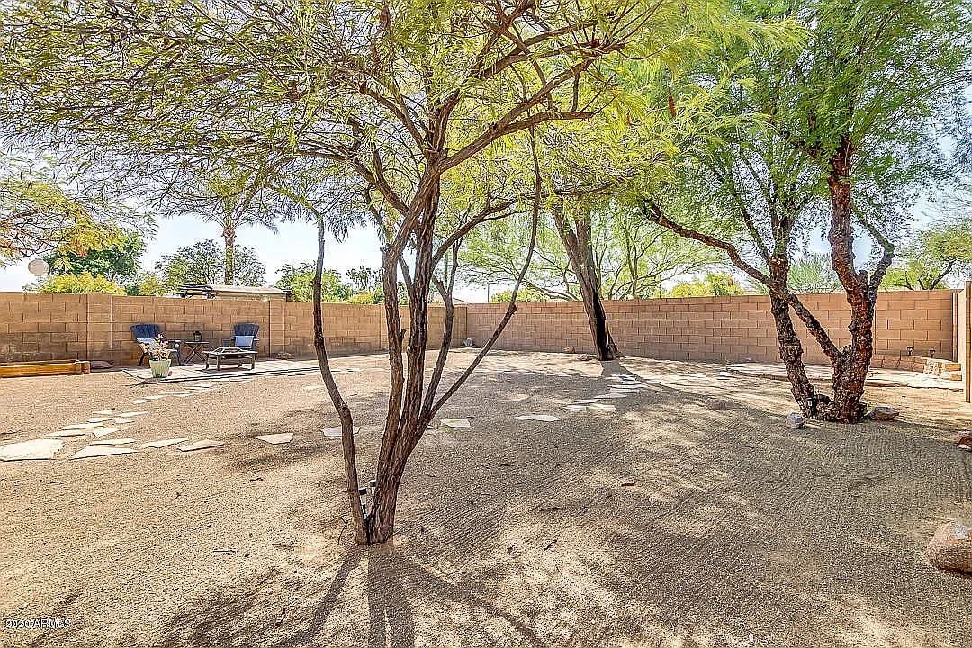 3 bed, 2.5 bath, 1521 sqft, $2,250 — Photo 2