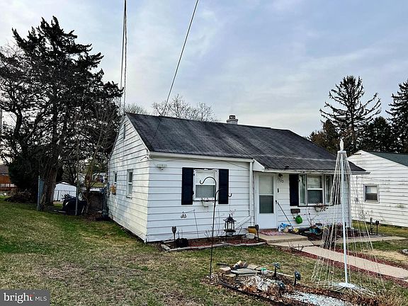 5th image of 3905 Rauch St