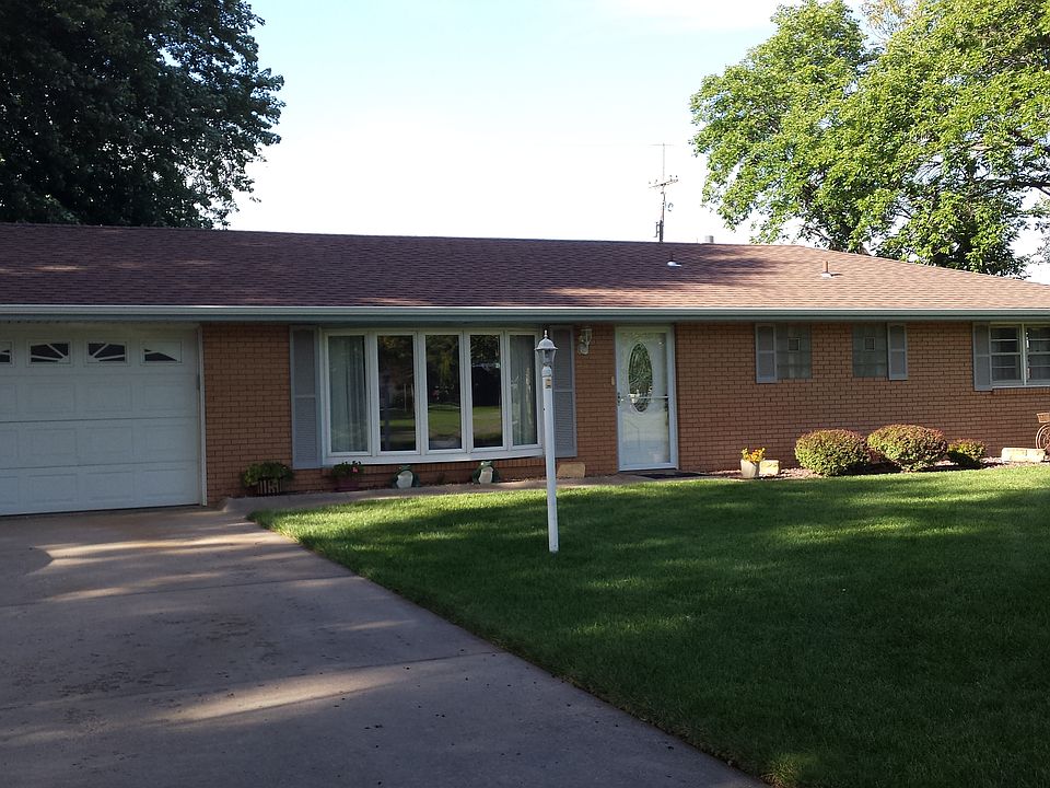 1st image of 1602 W 22nd Ave