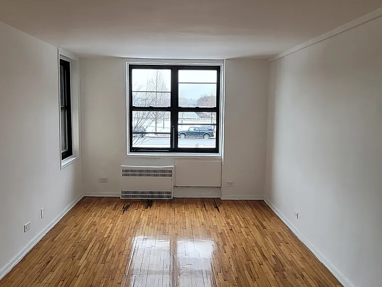 50 Shore Blvd #E1 — Photo 2