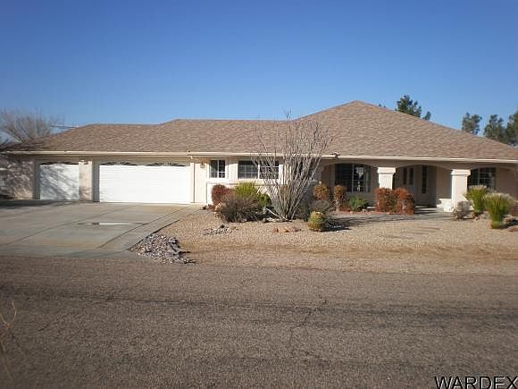 1st image of 10211 N Mano Dr