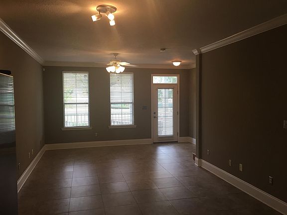 4th image of 1010 N Haynes St #4