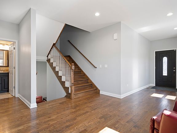 3rd image of 10432 S Homan Ave