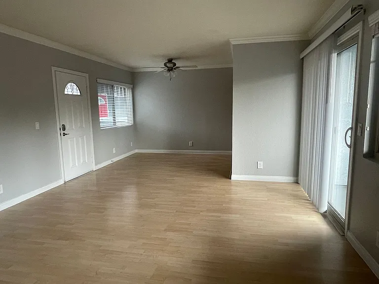 Park Plaza Apartments — Photo 62