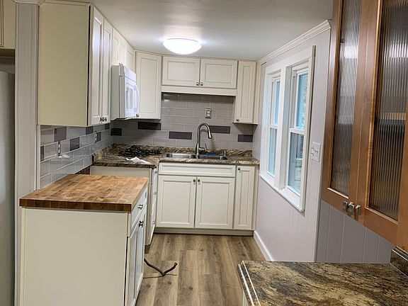 4th image of 2733 N 6th St