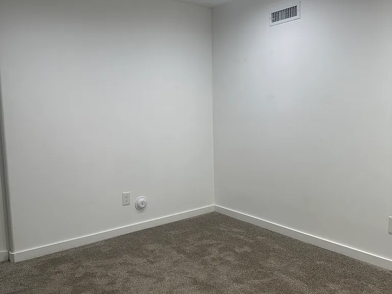 4336 W Watchmen Way — Photo 38