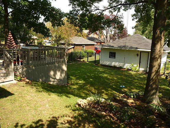 2 Car Detached Garage