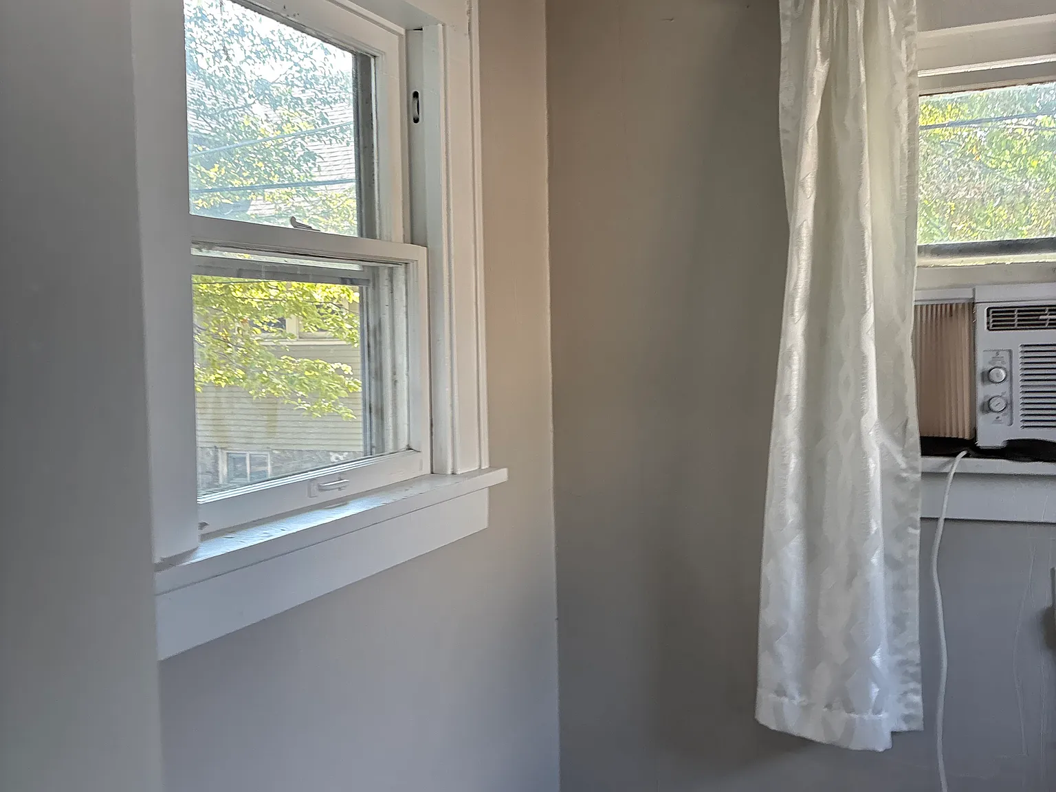 4 bed, 1536 sqft, $2,000 — Photo 4