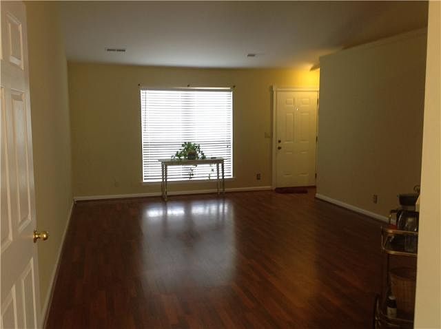 2nd image of 4004 Tea Garden Way