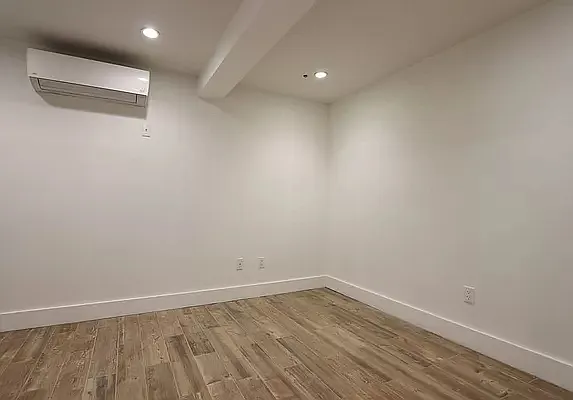 Rented by Abode Residential LLC | media 4
