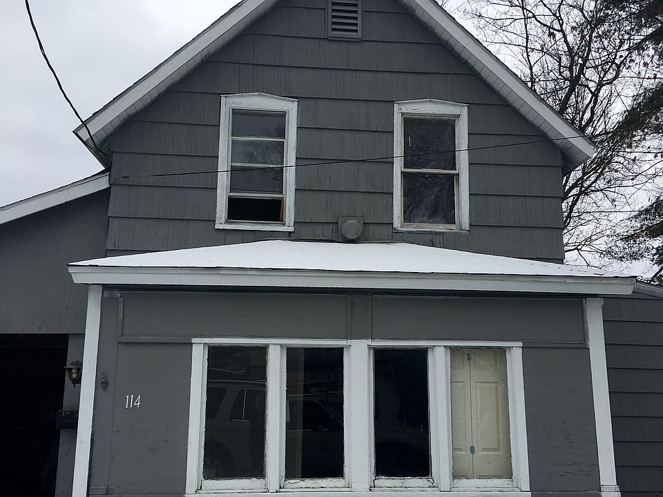 1st image of 114 Center St.