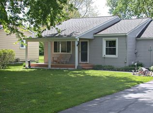 2125 Milverton Dr, Troy, MI