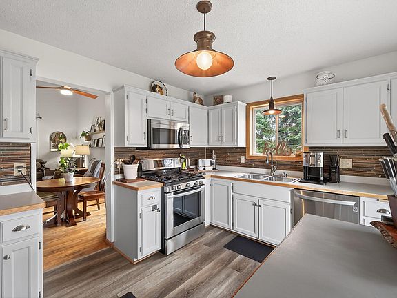 5th image of 23066 Jivaro St NW
