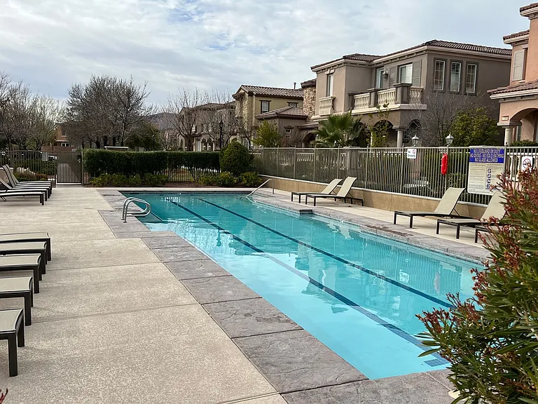 2334 Malaga Peak St — Photo 30