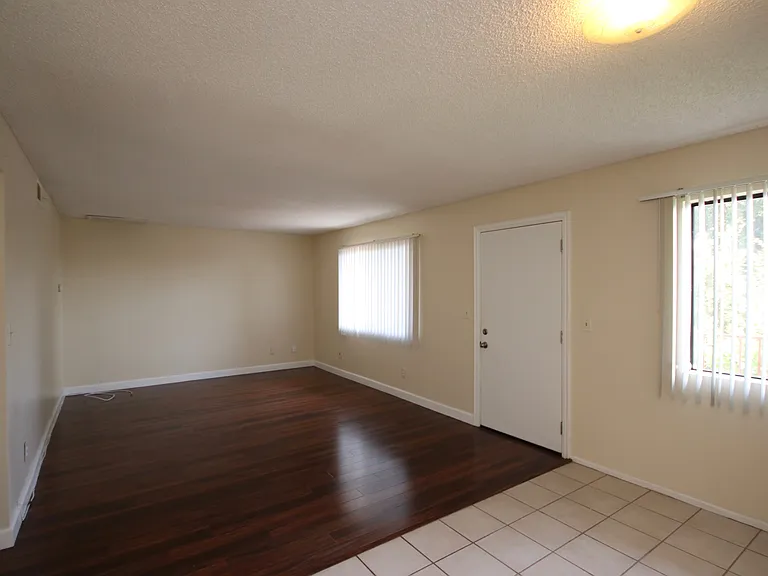 511 N Avenue 66 #C — Photo 5