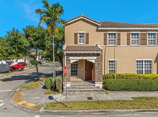 9205 SW 170th Pl, Miami, FL 33196