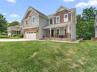 3200 Barkham Dr, Midlothian, VA 23112