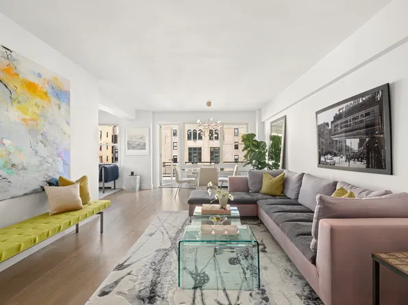 40 East 9th Street image 1 of 26