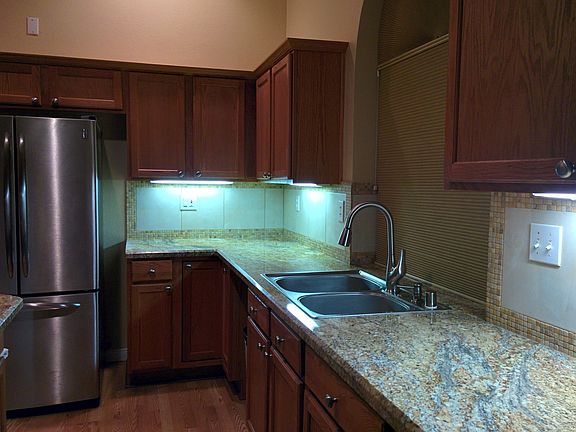 3rd image of 771 Eagle Mountain Dr