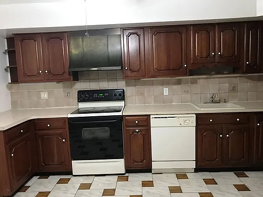 Rented by Prime Realty | media 13