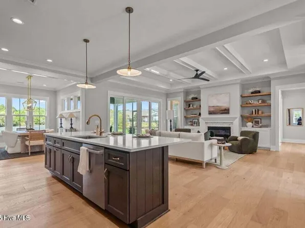 3270 Beaver Creek Drive SE, Southport, NC 28461