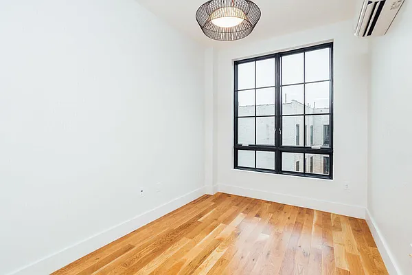 Rented by ERN Flats | media 38