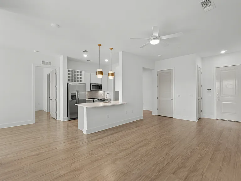 Botanic Miramar Beach — Photo 99