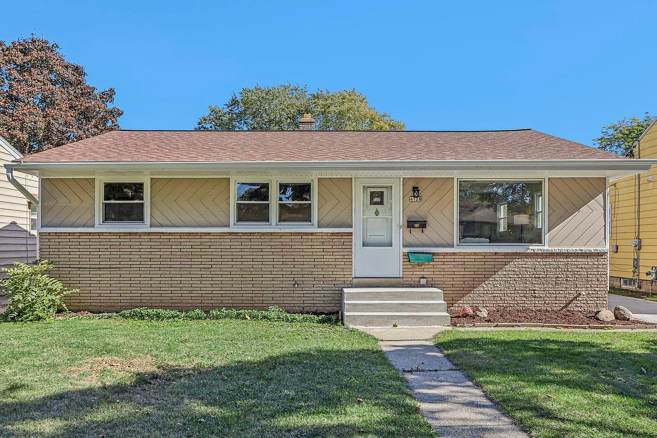 4128 North 69th STREET photo 1