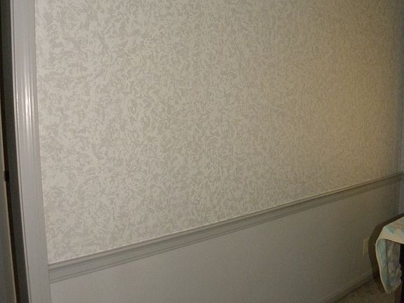 Dining room faux painted 