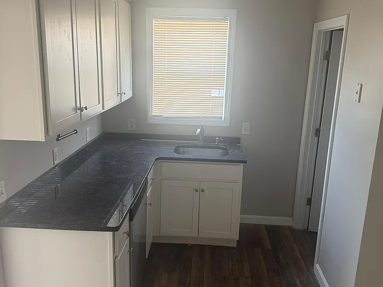 240 S Main St #1 — Photo 8