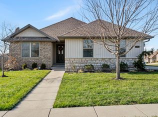 1917 S La Jolla St, Ozark, MO 65721
