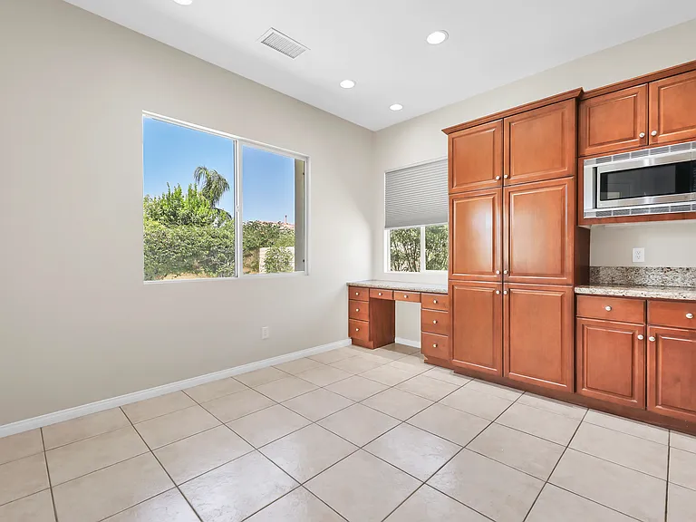 112 Tesori Dr — Photo 15