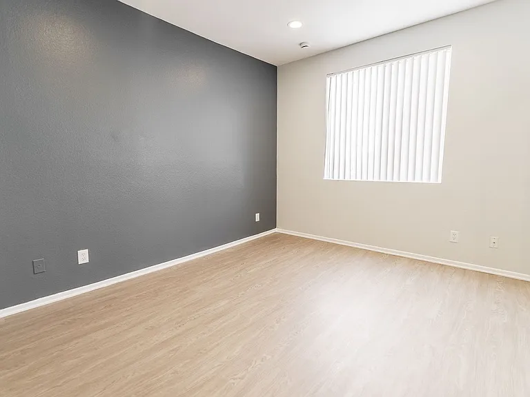 14056 Valleyheart Dr. — Photo 65