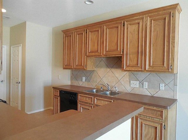 1st image of 16566 Pentonshire Ln