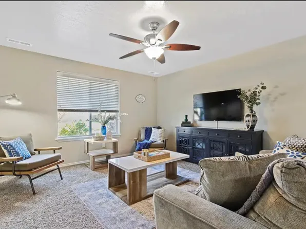 3763 N Warm Creek Ave, Meridian, ID 83646