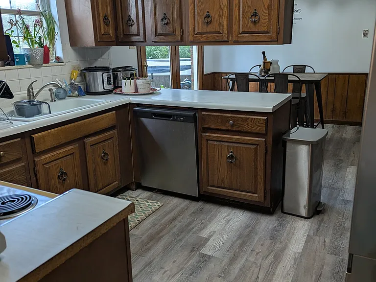 Deep Hollow Ln — Photo 22