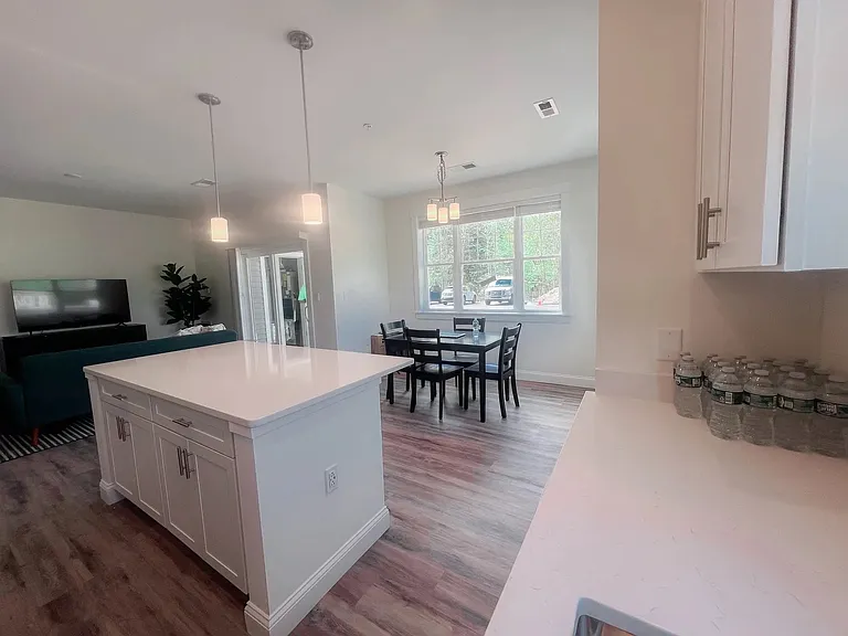 7 Tailwind Court — Photo 13