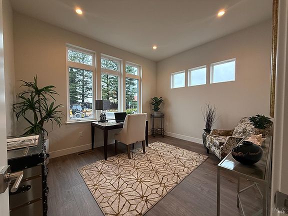 4th image of 1901 Carlile Place