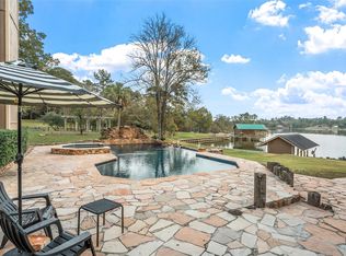 186 Lake Rd, Huntsville, TX 77320