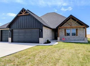8626 Kayce St, El Reno, OK 73036