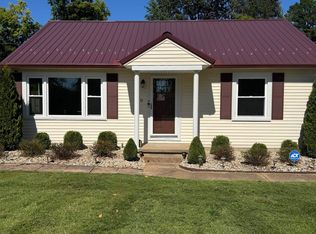 230 Navaho Dr, Paducah, KY 42001