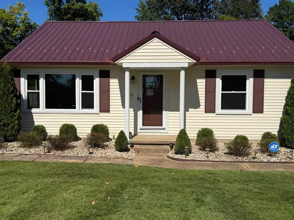 230 Navaho Dr, Paducah, KY 42001