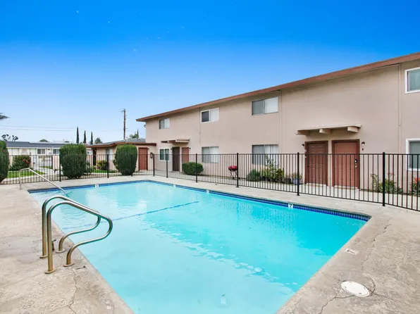 8919 Mango Ave, 8919 Mango Ave APT 11, Fontana, CA 92335