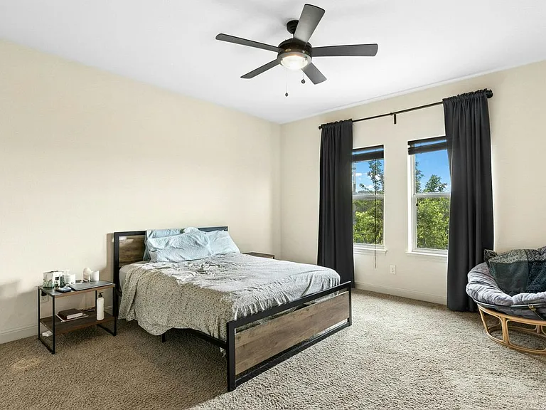 13001 Medina River Way — Photo 21