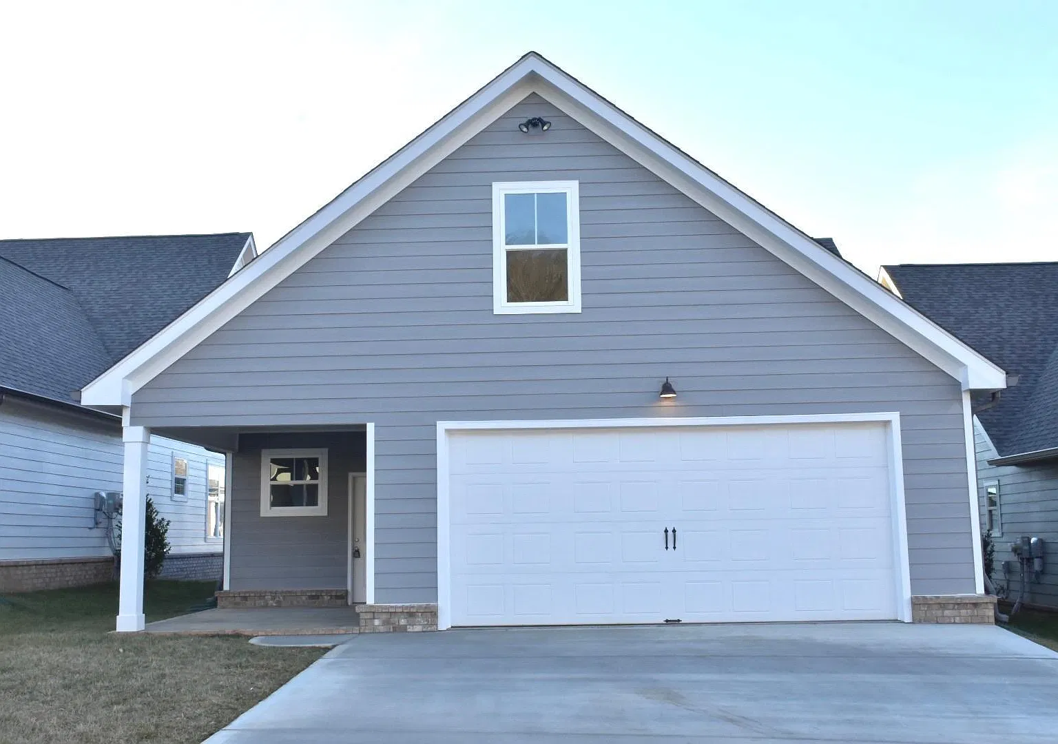 4 bed, 3.5 bath, 2710 sqft, $3,000 — Photo 3
